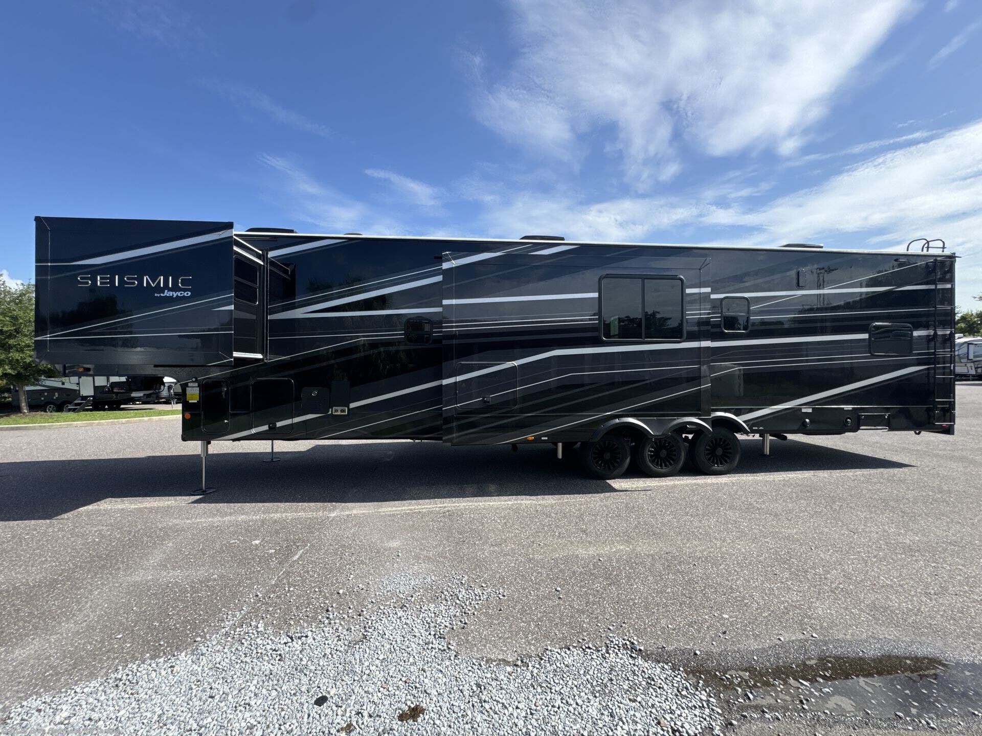 New 2027 Jayco Seismic 395 available in Dover, Florida