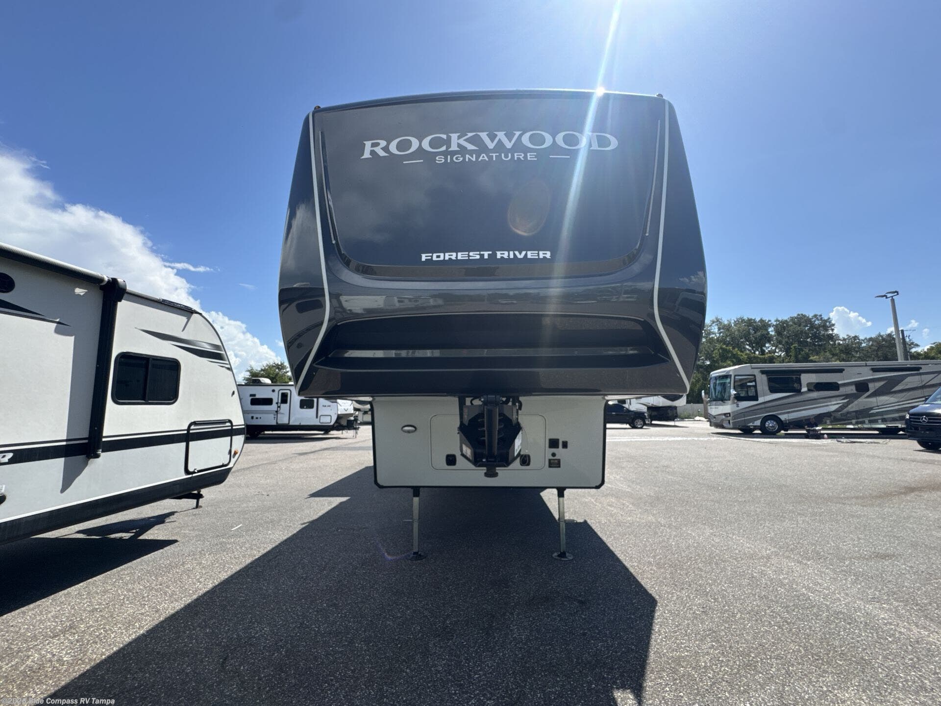 New 2027 Forest River Rockwood Signature 401SFB available in Dover, Florida