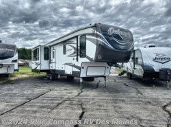 Used 2017 Heartland Oakmont 390MBL available in Altoona, Iowa