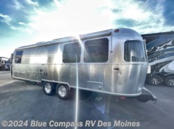 New 2024 Airstream Globetrotter 27FB available in Altoona, Iowa