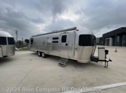 New 2025 Airstream Globetrotter 30RB Twin available in Altoona, Iowa