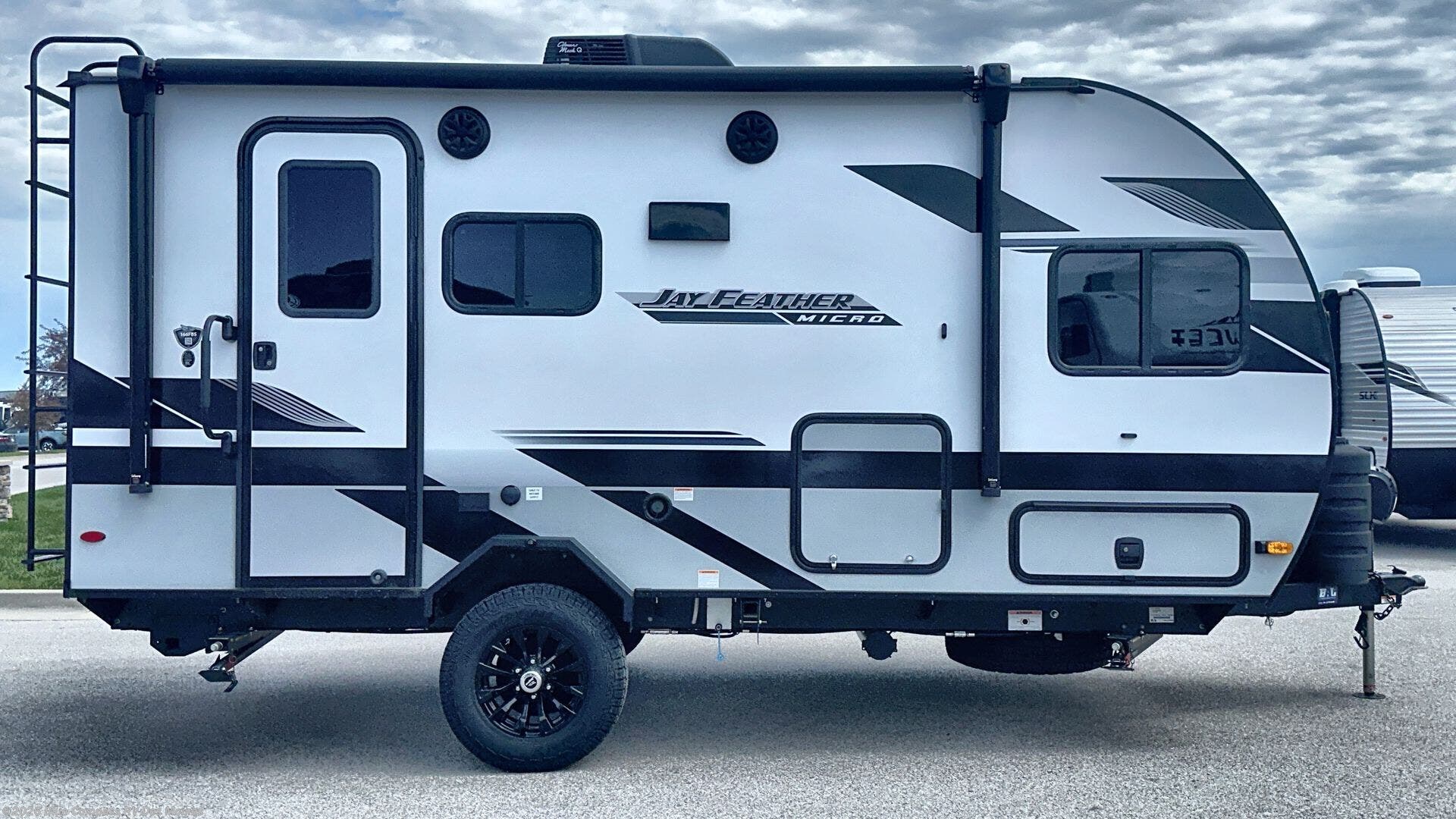 New 2025 Jayco Jay Feather Micro 166FBS available in Altoona, Iowa