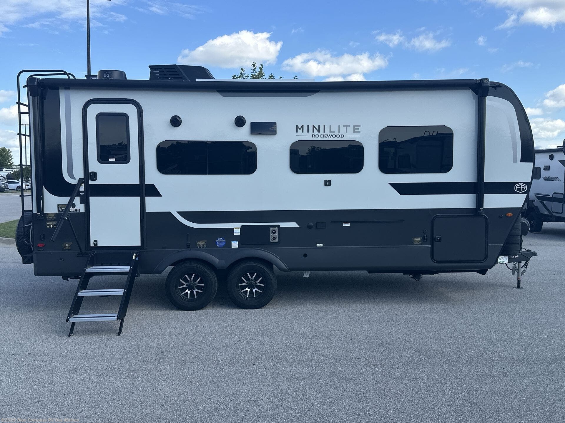 New 2026 Forest River Rockwood Mini Lite 2205S available in Altoona, Iowa