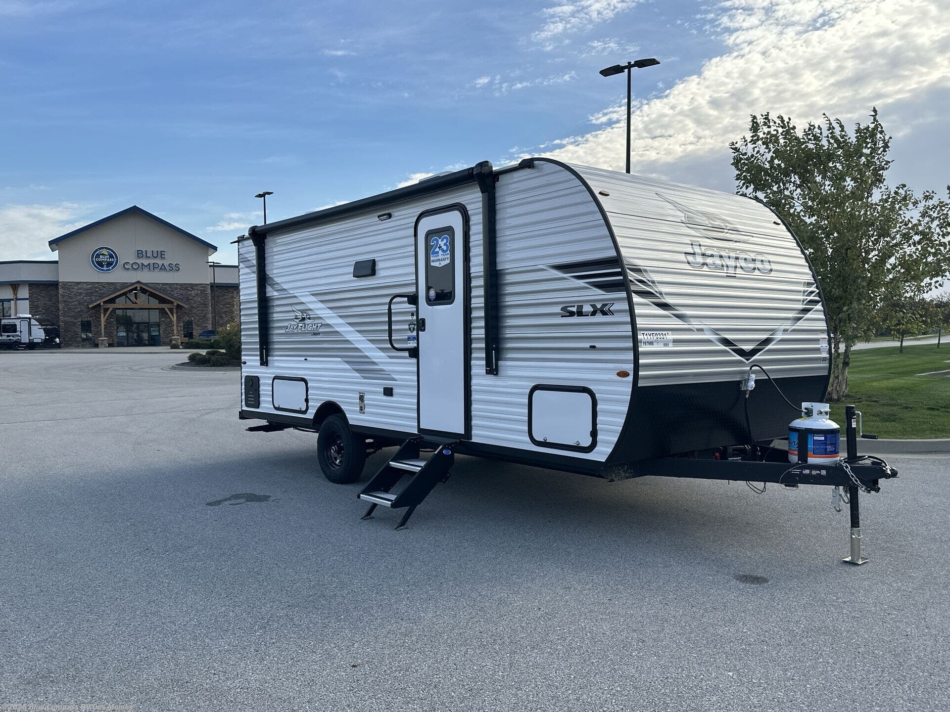 New 2026 Jayco Jay Flight SLX 197MB available in Altoona, Iowa