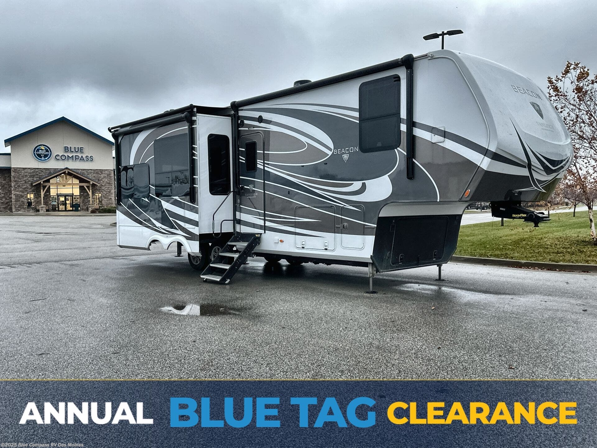Used 2021 Vanleigh Beacon 34RLB available in Altoona, Iowa