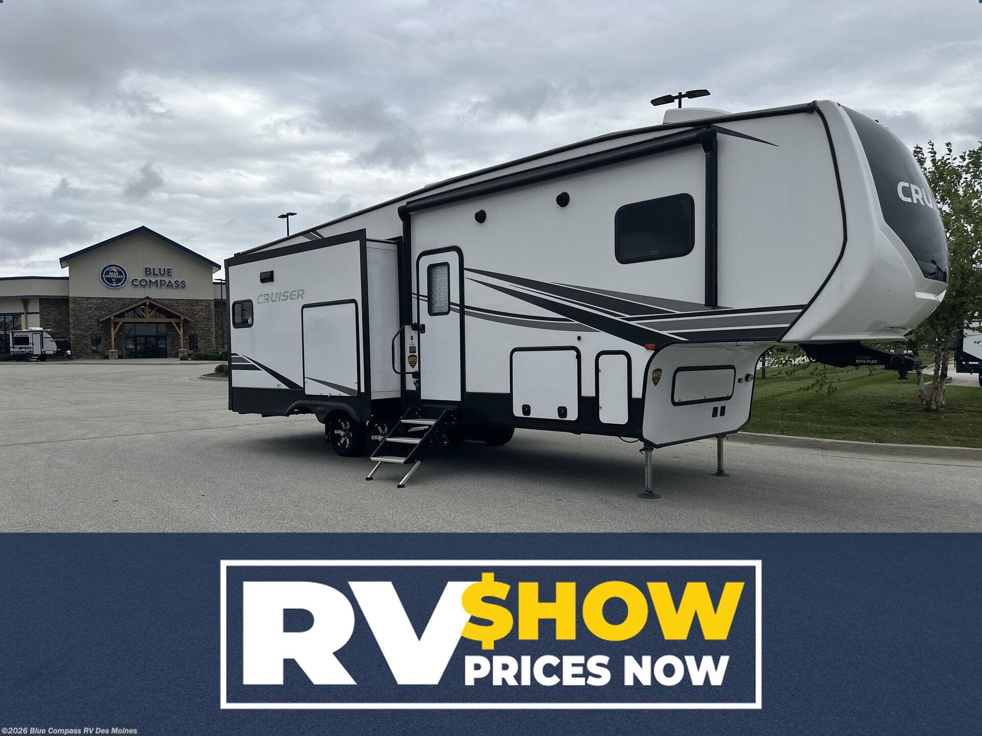 Used 2023 CrossRoads Cruiser Aire CR28RD available in Altoona, Iowa