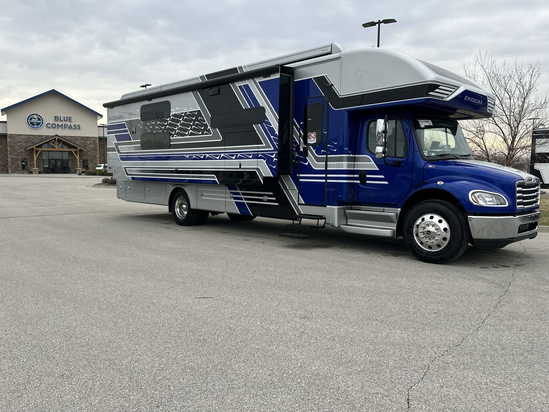 New 2026 Entegra Coach Accolade XL 37L available in Altoona, Iowa