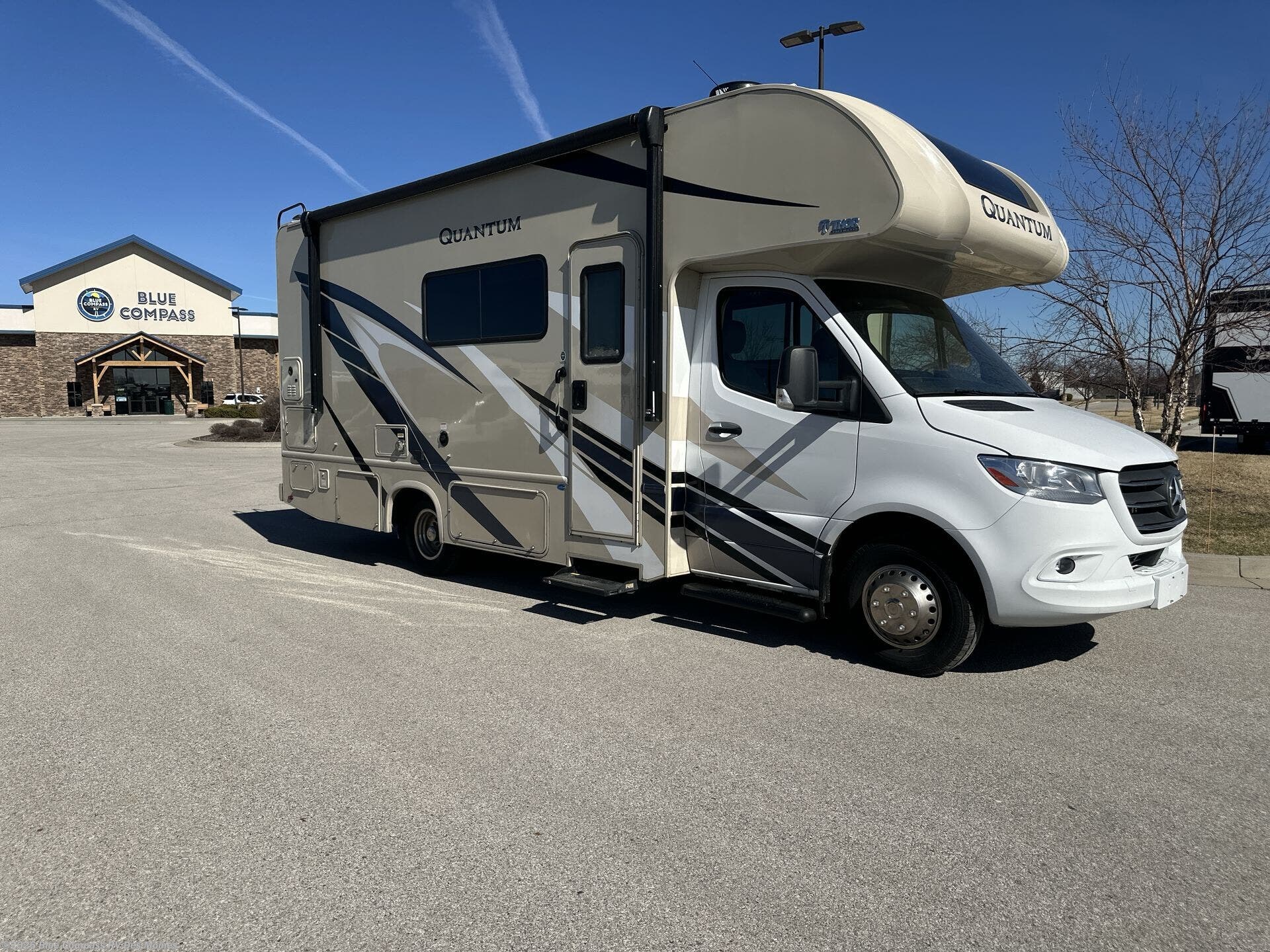 Used 2022 Thor Motor Coach Quantum Sprinter MB24 available in Altoona, Iowa