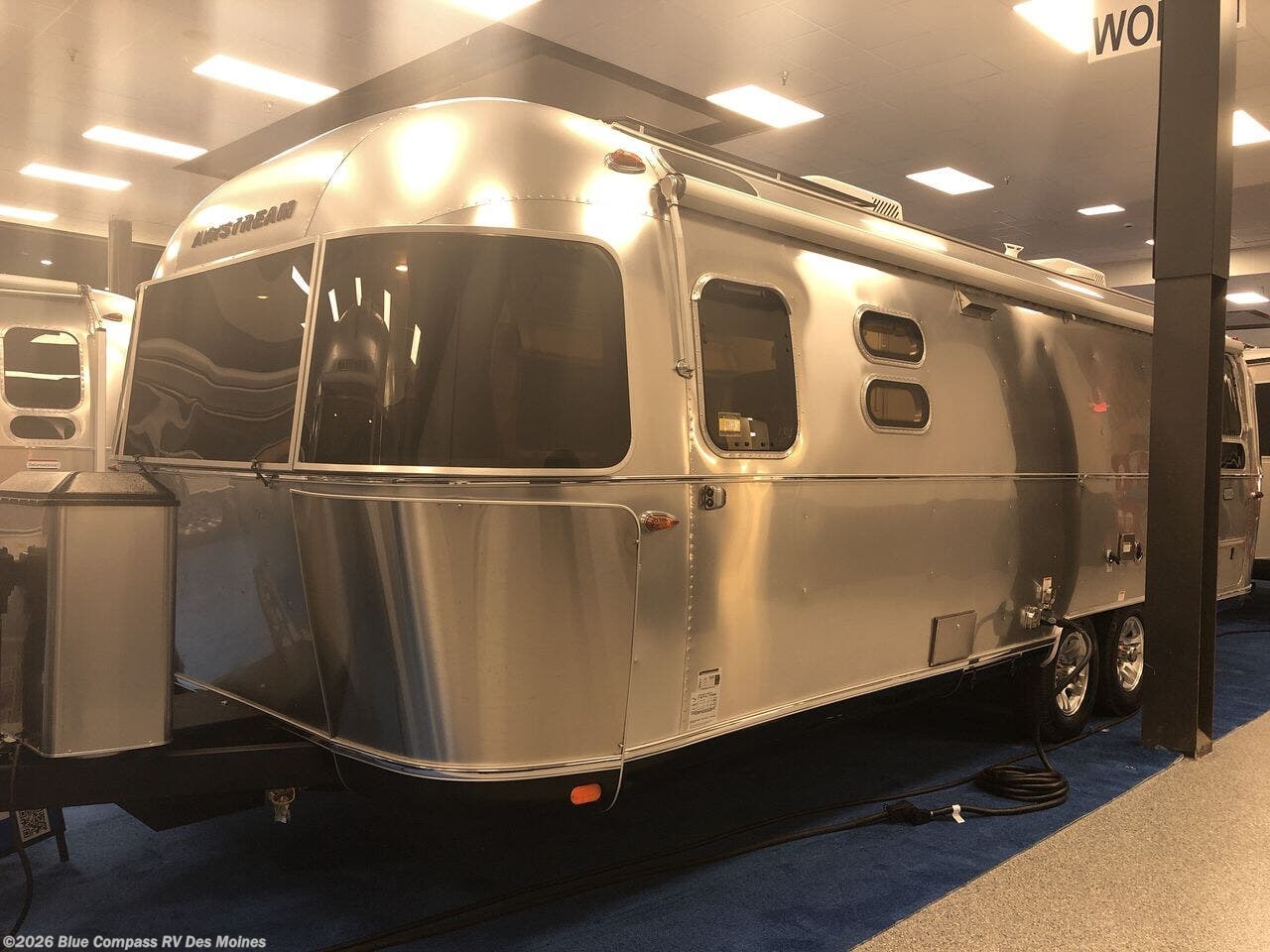 New 2026 Airstream Classic 28RB Twin available in Altoona, Iowa