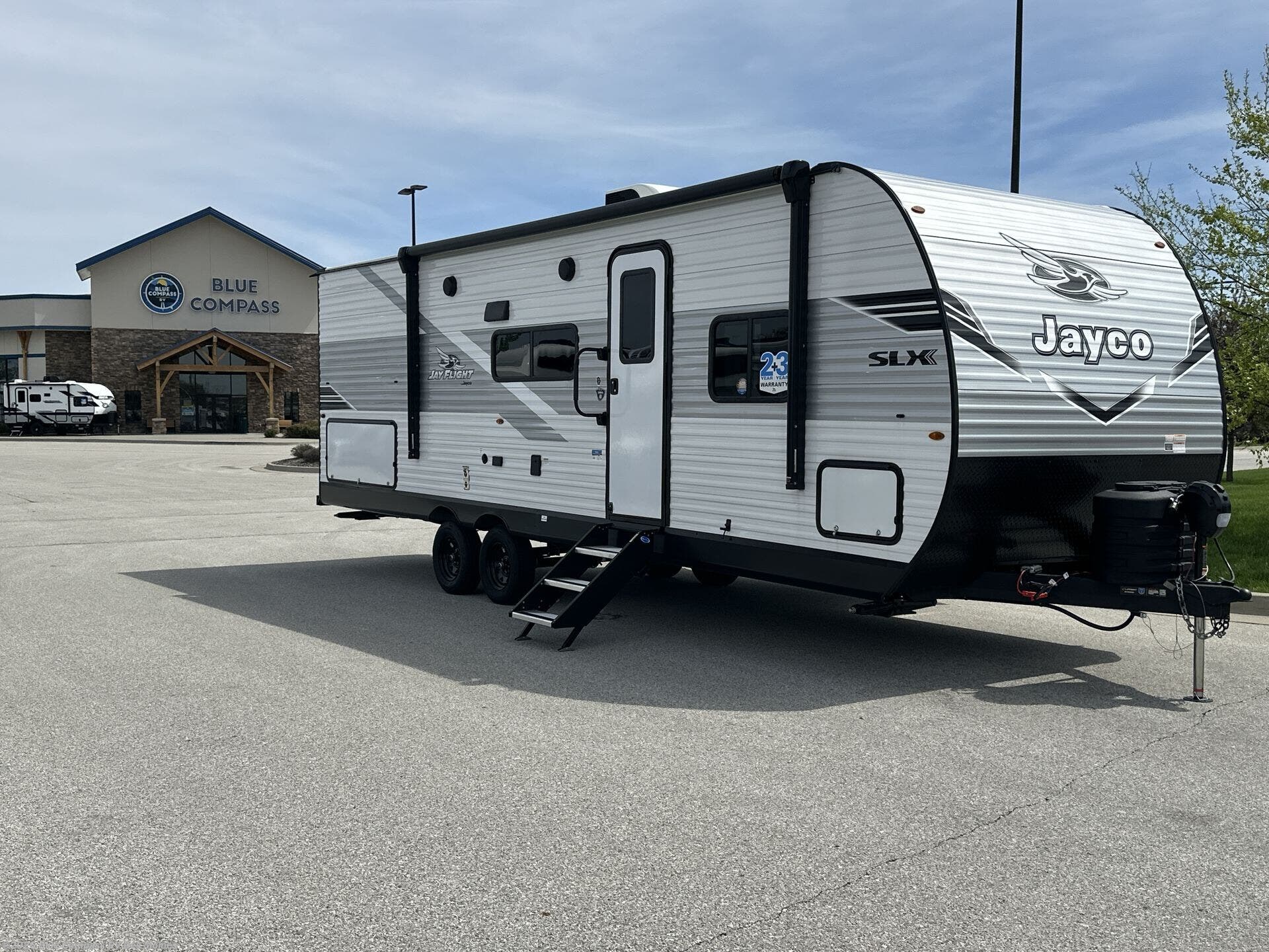 New 2026 Jayco Jay Flight SLX 261BHS available in Altoona, Iowa
