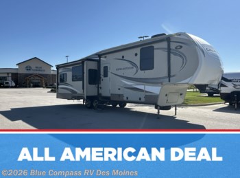 Used 2016 CrossRoads Cruiser 333RL available in Altoona, Iowa