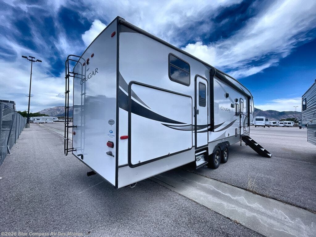 Used 2022 Keystone Cougar 32BHS available in Altoona, Iowa