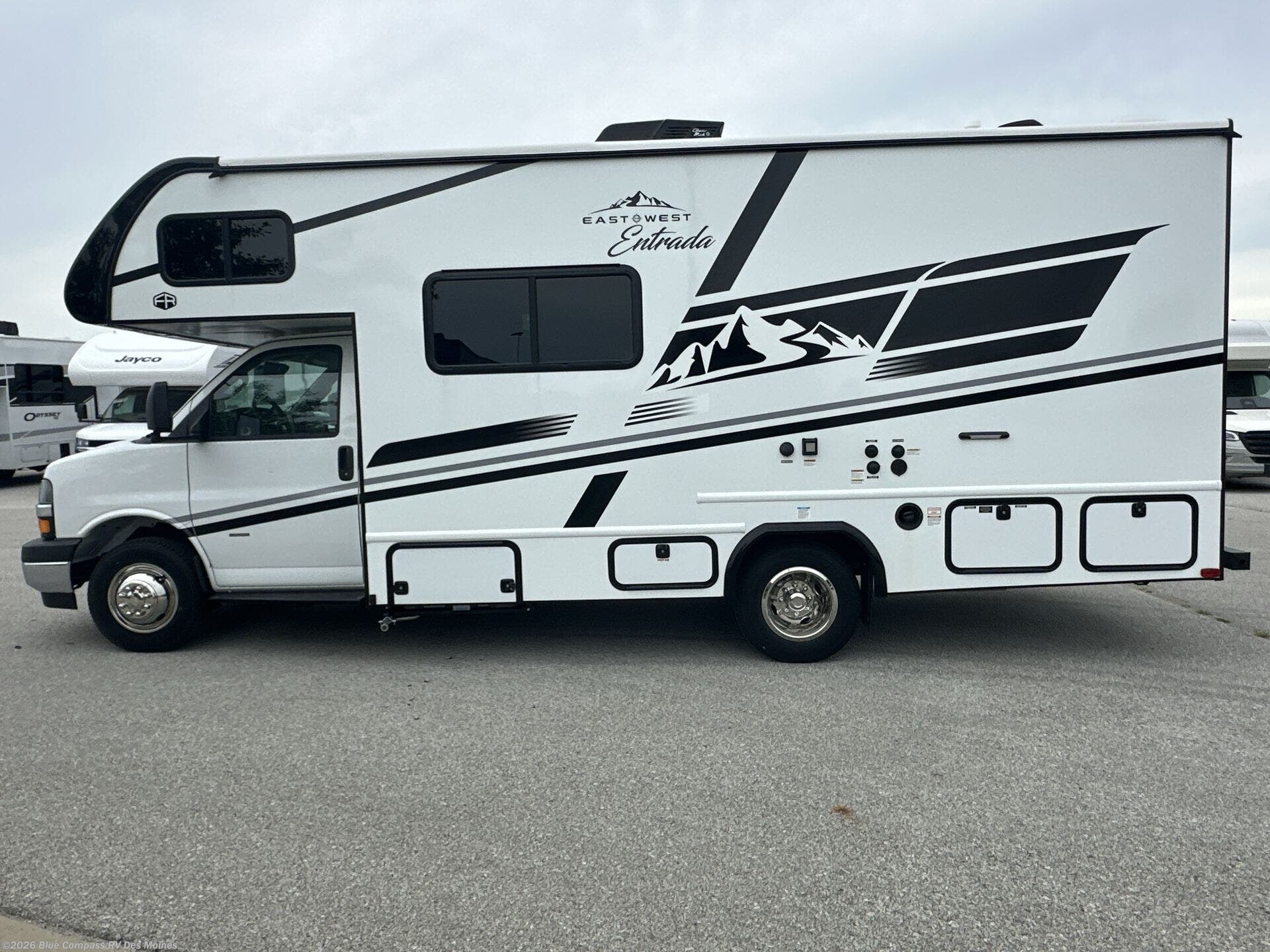 New 2027 East to West Entrada 210NS available in Altoona, Iowa