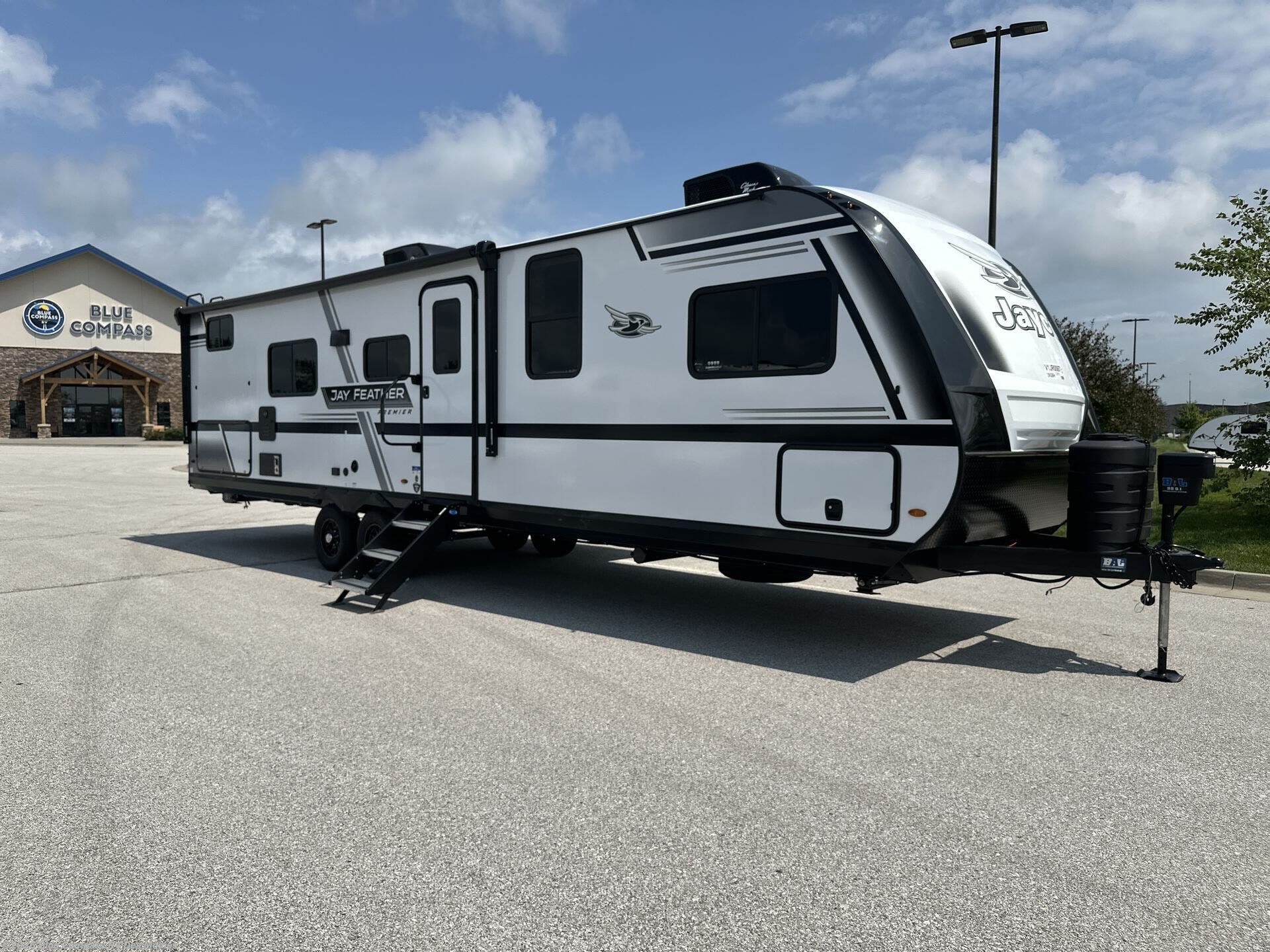 New 2027 Jayco Jay Feather 29QBH available in Altoona, Iowa