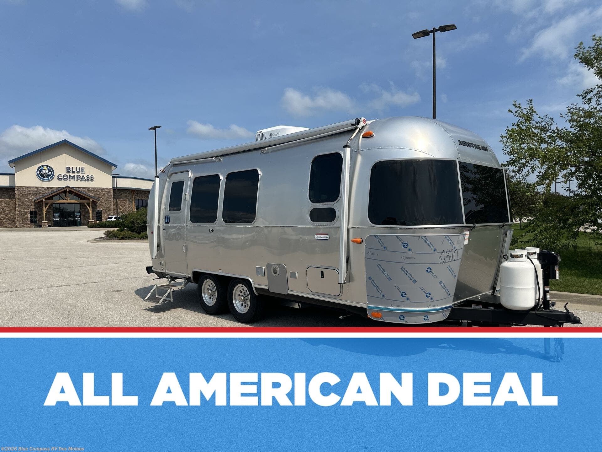 New 2027 Airstream International 23FB available in Altoona, Iowa