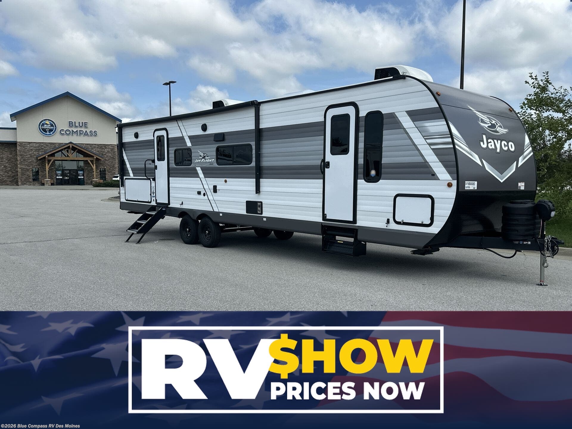 New 2027 Jayco Jay Flight 330TBS available in Altoona, Iowa