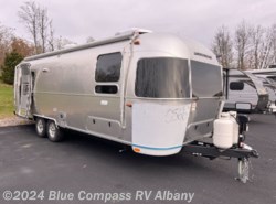 New 2024 Airstream Flying Cloud 27FB Twin available in Latham, New York