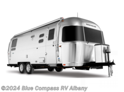 New 2024 Airstream Flying Cloud 25RB available in Latham, New York
