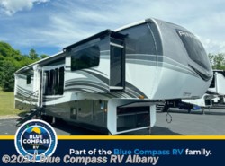 New 2024 Jayco Pinnacle 38FLGS available in Latham, New York