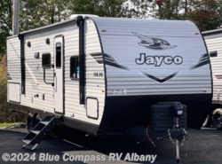 New 2025 Jayco Jay Flight SLX 261BHS available in Latham, New York