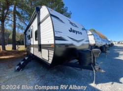 New 2025 Jayco Jay Flight SLX 261BHS available in Latham, New York