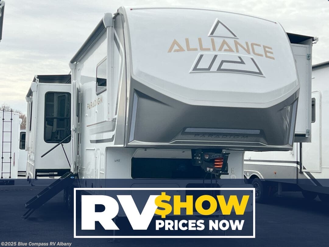 New 2025 Alliance RV Paradigm 310RL available in Latham, New York