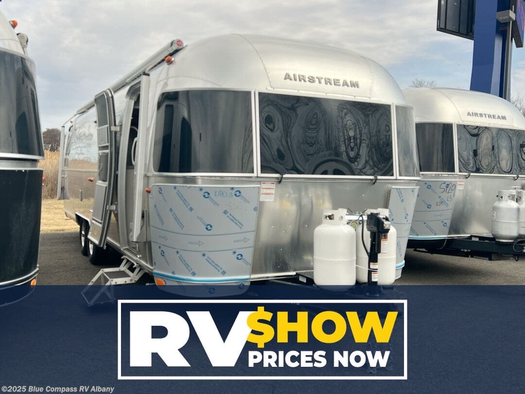 New 2025 Airstream International 30RB available in Latham, New York