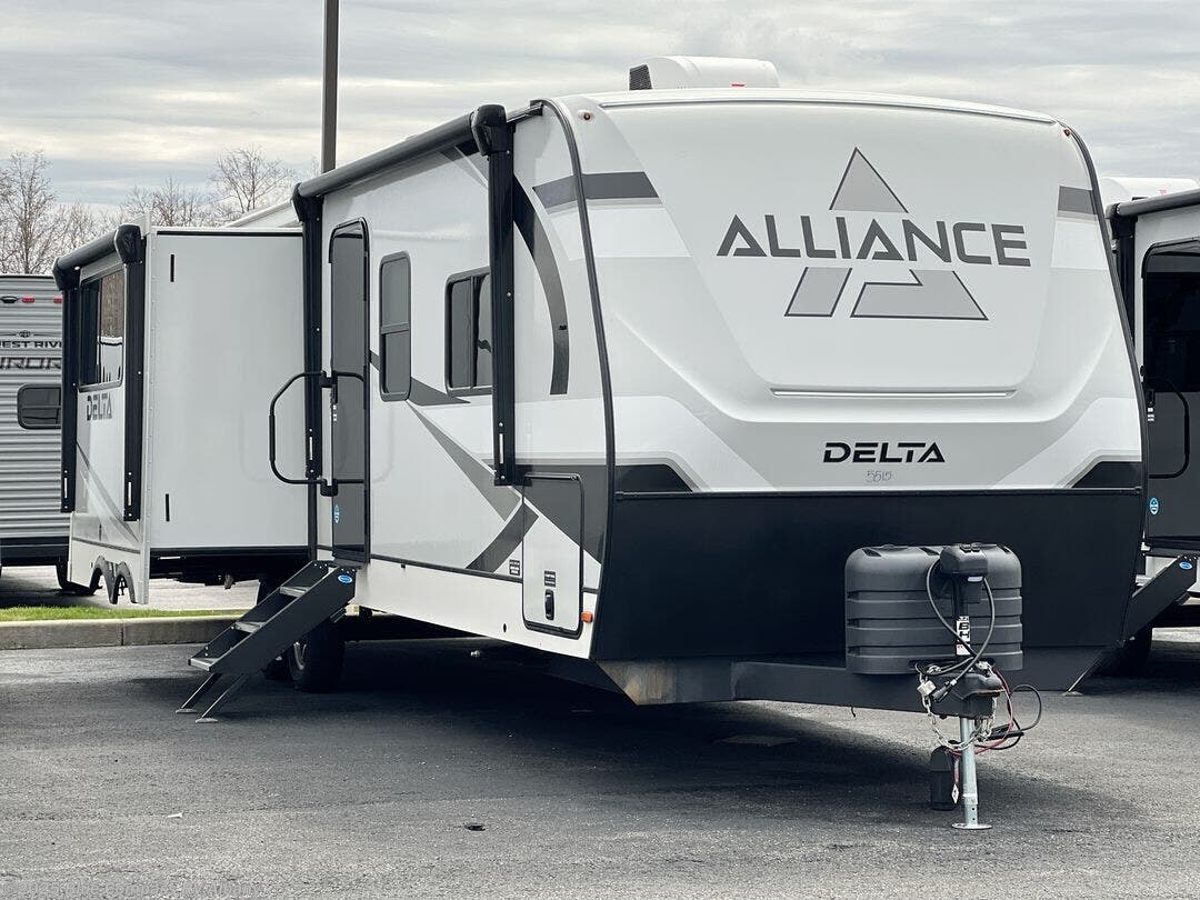 New 2025 Alliance RV Delta 321BH available in Latham, New York