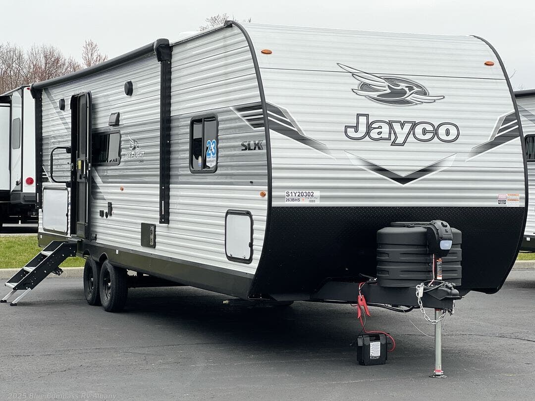 New 2025 Jayco Jay Flight SLX 263BHS available in Latham, New York