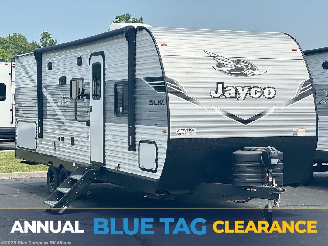 New 2025 Jayco Jay Flight SLX 261BHS available in Latham, New York