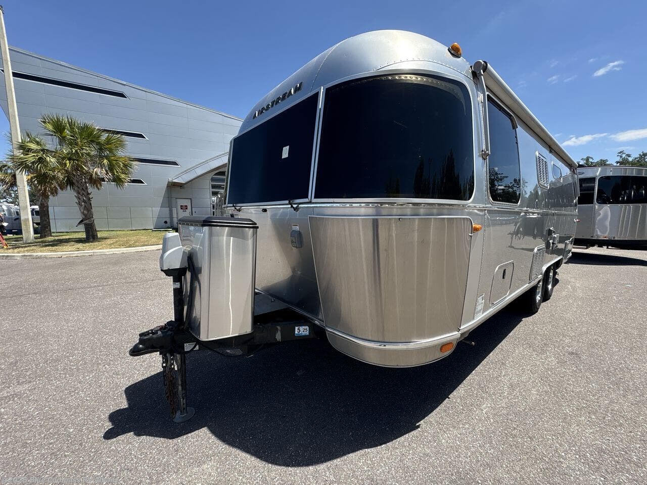 Used 2017 Airstream International 25RBT available in Latham, New York