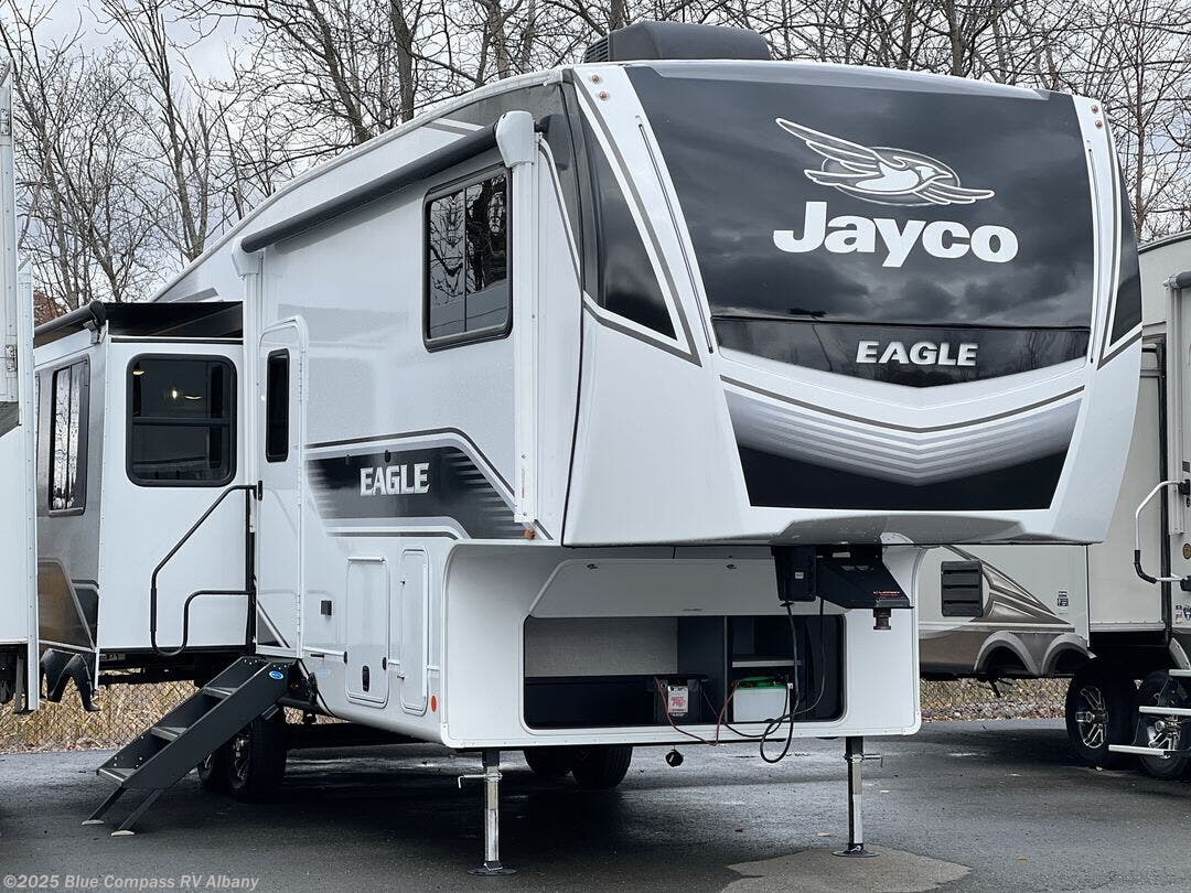Used 2025 Jayco Eagle HT 29RLC available in Latham, New York