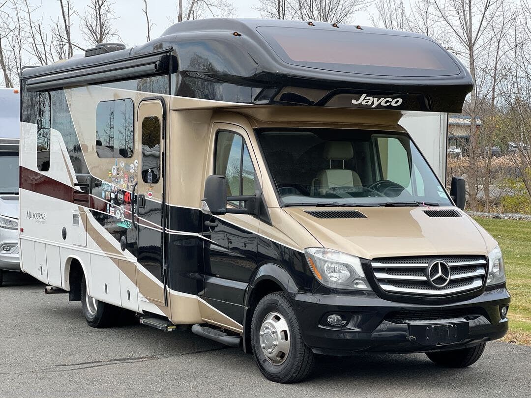 Used 2018 Jayco Melbourne Prestige 24LP available in Latham, New York