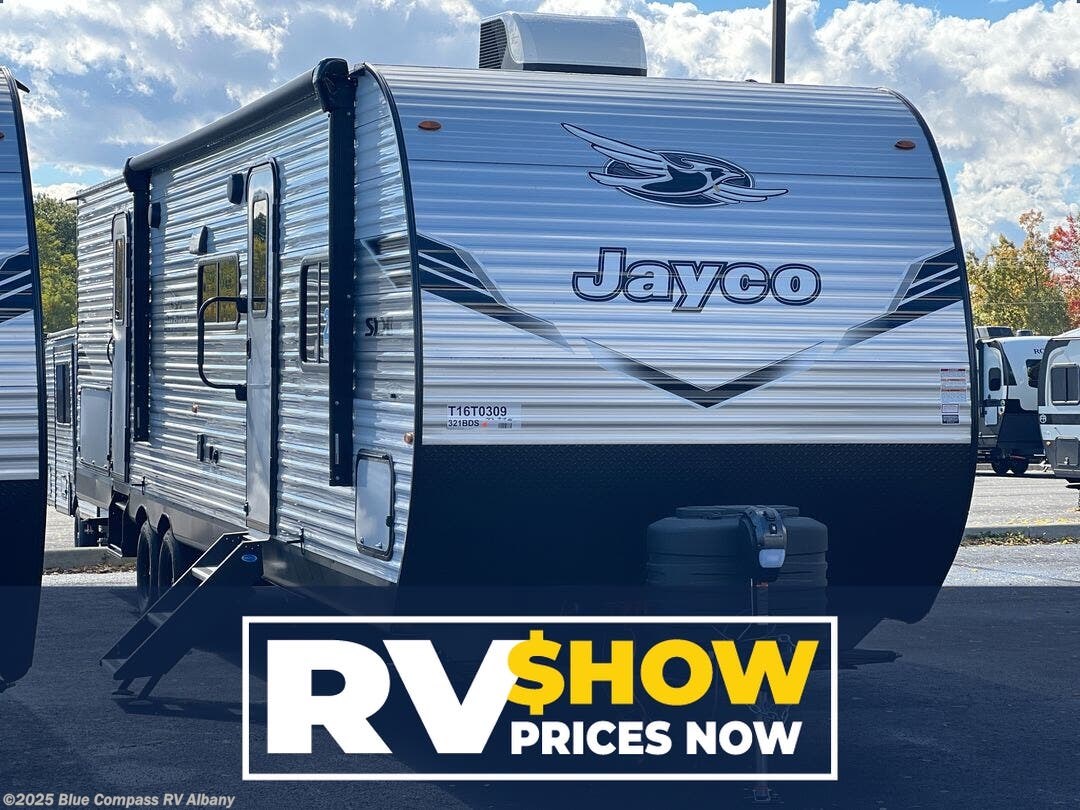New 2026 Jayco Jay Flight SLX 321BDS available in Latham, New York