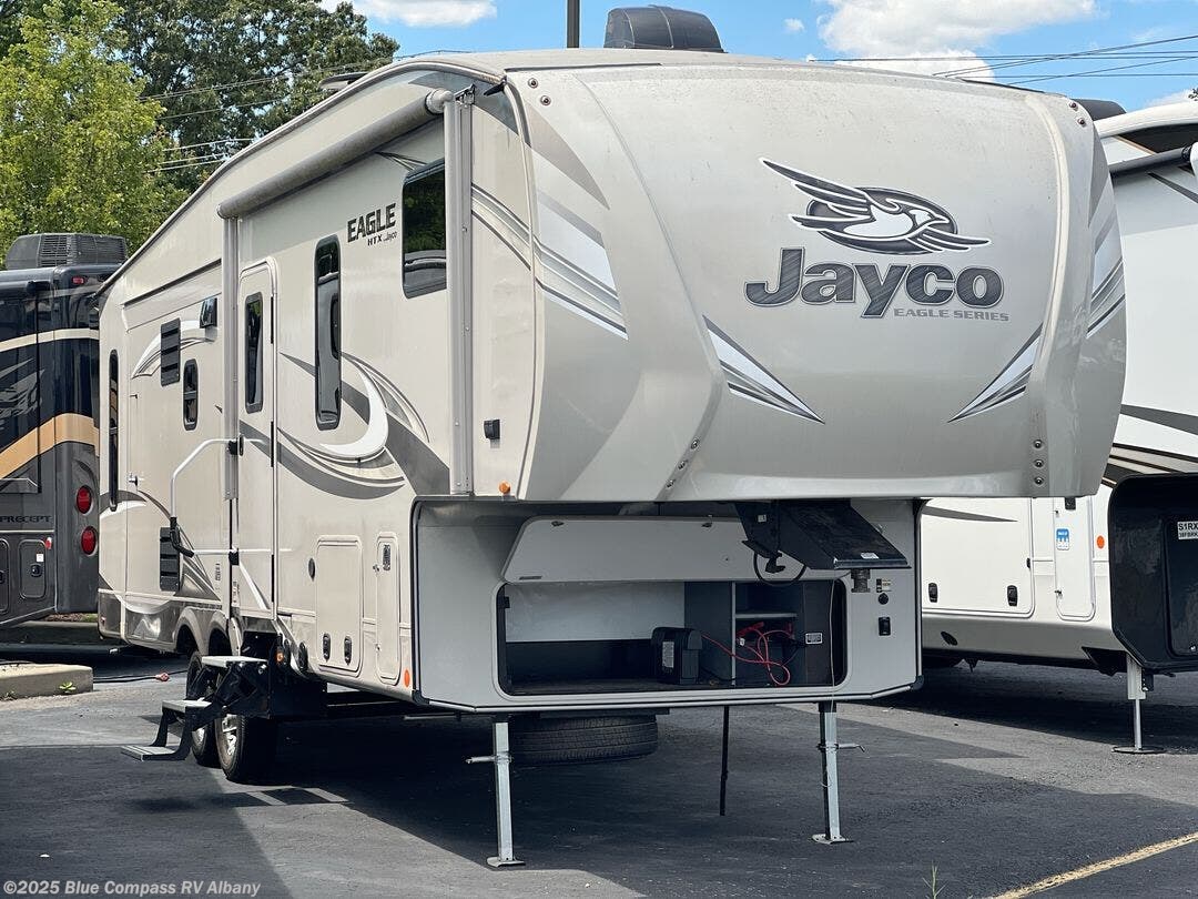 Used 2019 Jayco Eagle HTX 28RSX available in Latham, New York