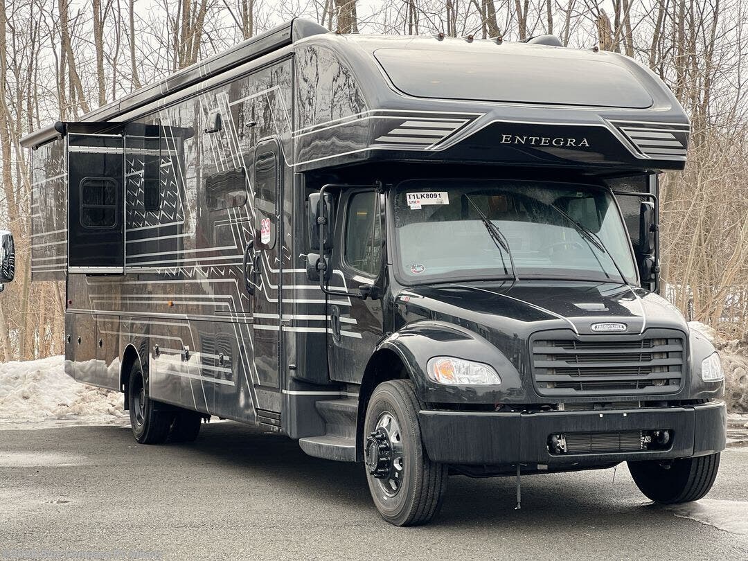 New 2026 Entegra Coach Accolade 37K available in Latham, New York