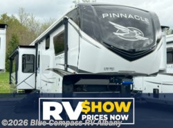 New 2025 Jayco Pinnacle 38KPTS available in Latham, New York