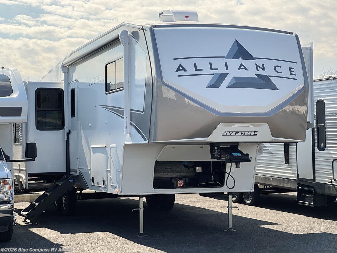 New 2026 Alliance RV Avenue 32RLS available in Latham, New York