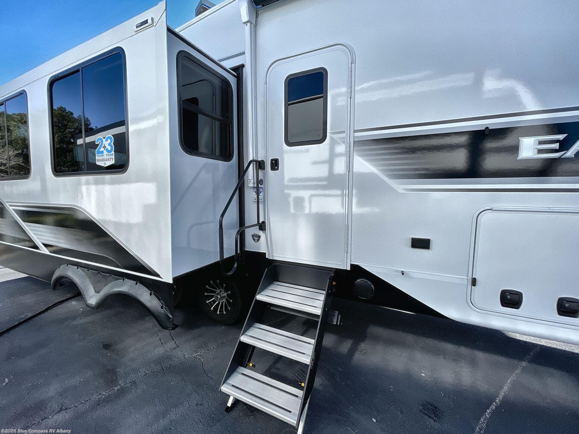 New 2026 Jayco Eagle HT 29RLC available in Latham, New York