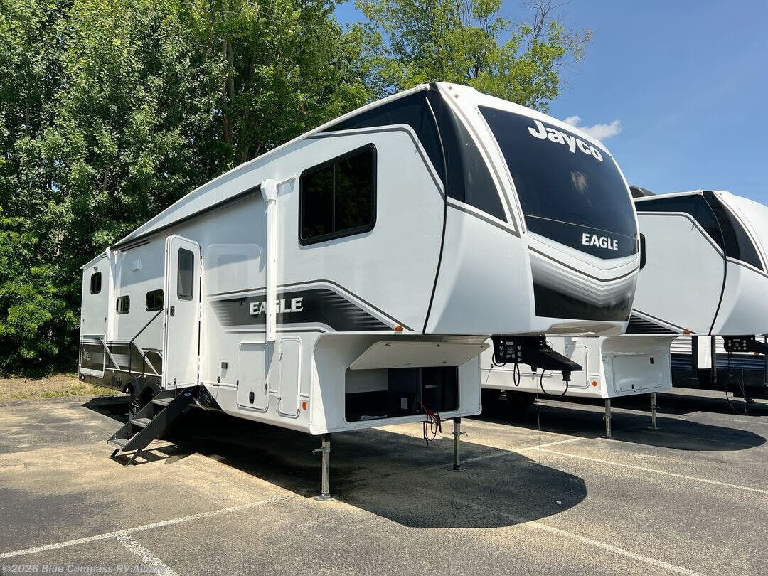 New 2026 Jayco Eagle HT 31QCD available in Latham, New York