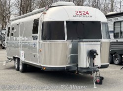 Used 2014 Airstream Classic 27FBQ available in Latham, New York