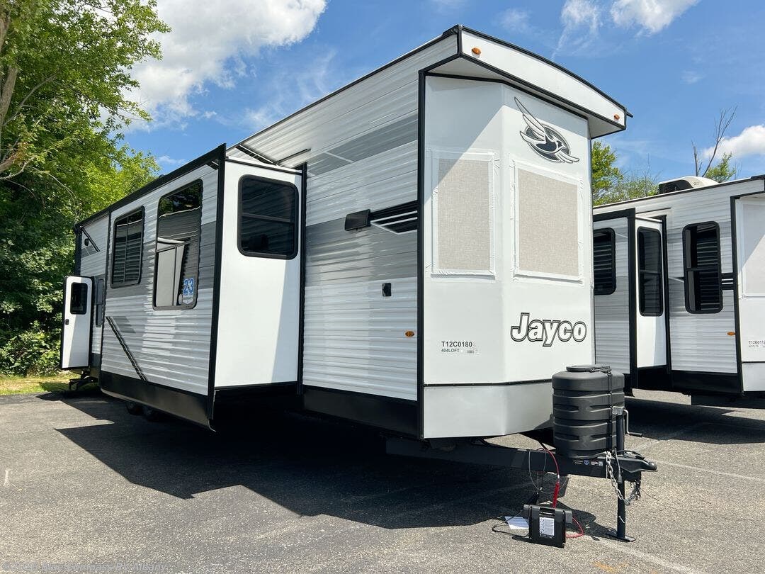 New 2026 Jayco Jay Flight Bungalow 404LOFT DS available in Latham, New York