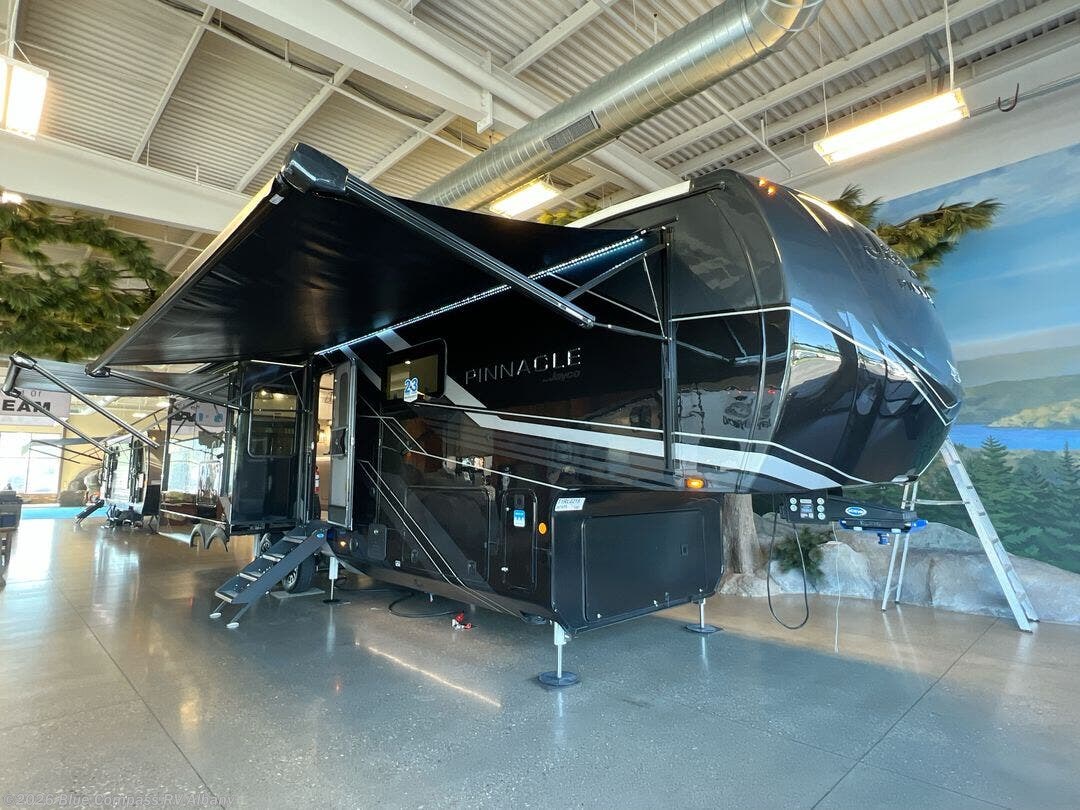 New 2027 Jayco Pinnacle 36FBTS available in Latham, New York