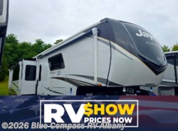 New 2026 Jayco Pinnacle 38FBRK available in Latham, New York