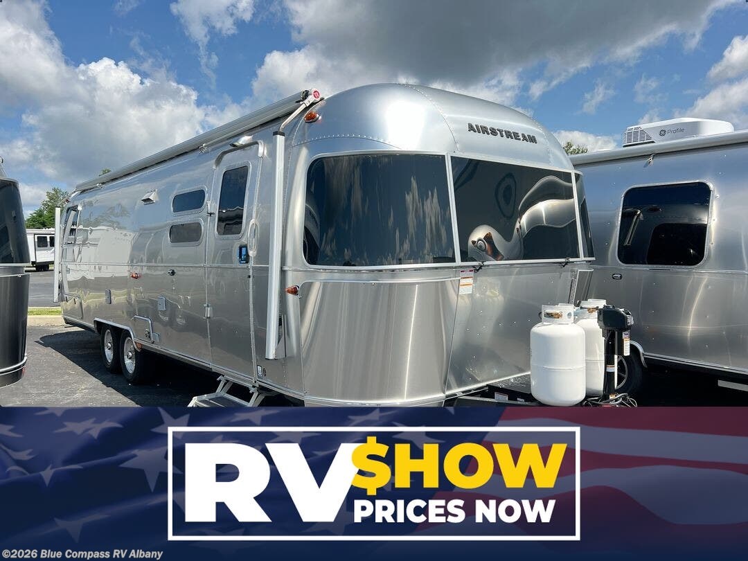 New 2026 Airstream Globetrotter 30RB Twin available in Latham, New York