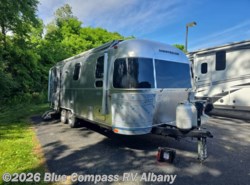 New 2026 Airstream Globetrotter 25FB Twin available in Latham, New York