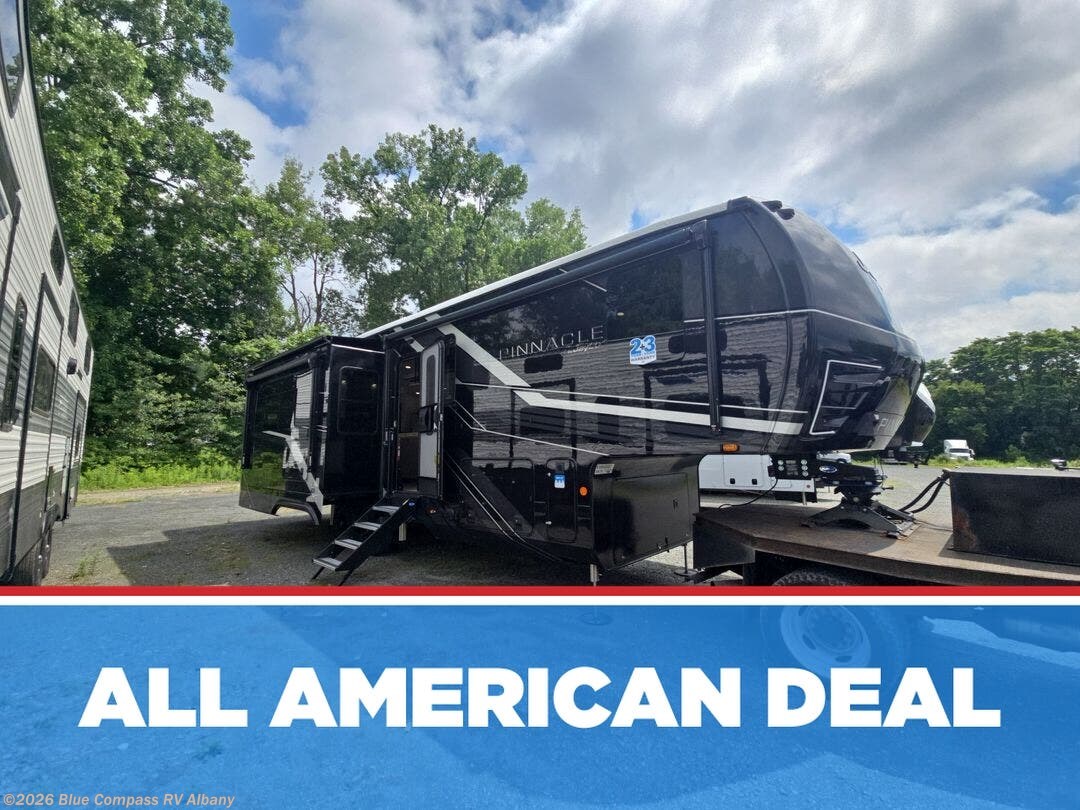 New 2027 Jayco Pinnacle 32RLTS available in Latham, New York