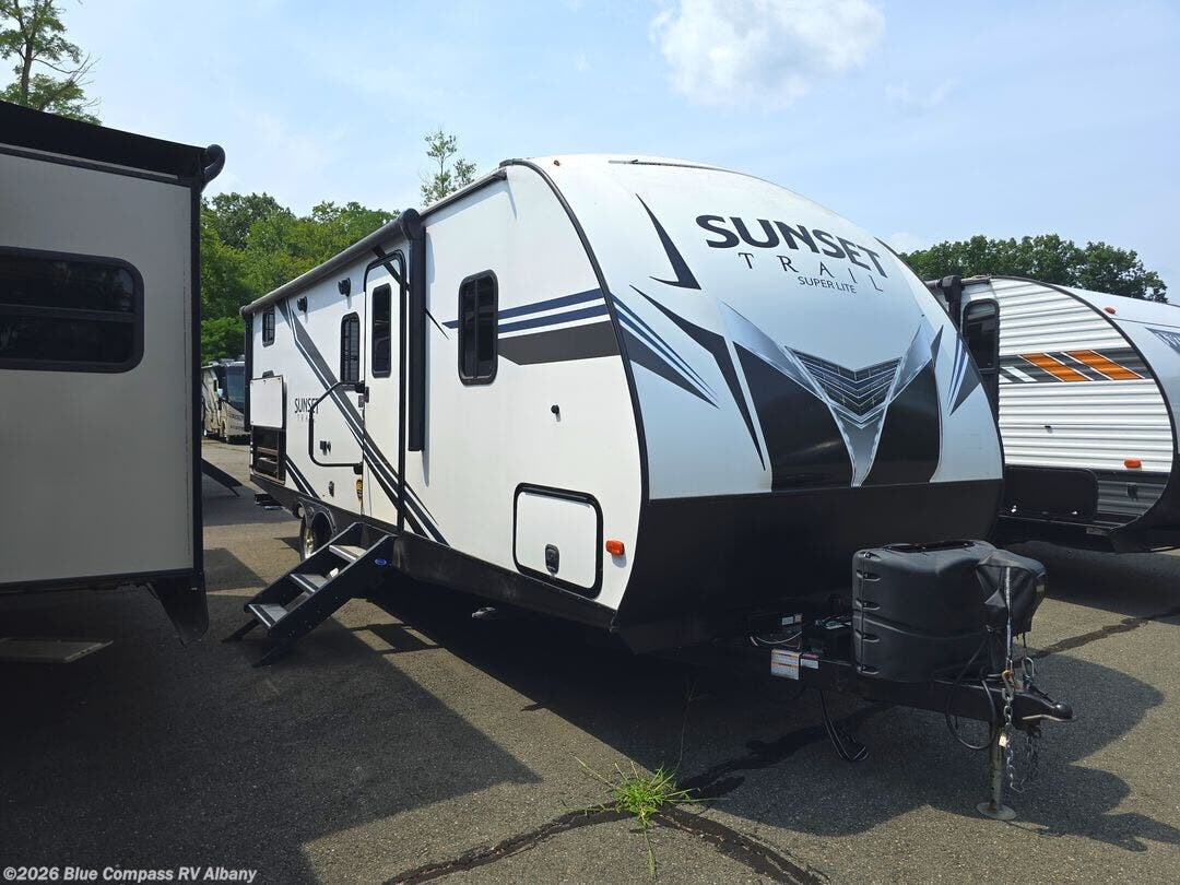 Used 2019 CrossRoads Sunset Trail 242BH available in Latham, New York
