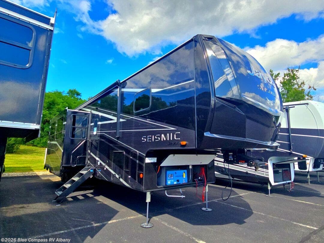 New 2027 Jayco Seismic 395 available in Latham, New York