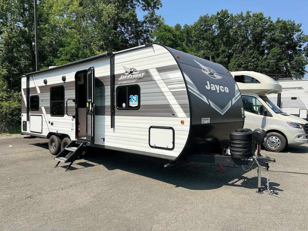 New 2027 Jayco Jay Flight 260BH available in Latham, New York